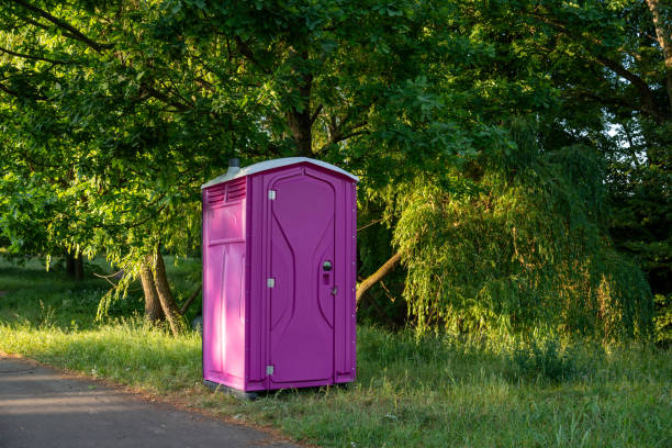 Porta potty delivery and setup in Messiah College, PA